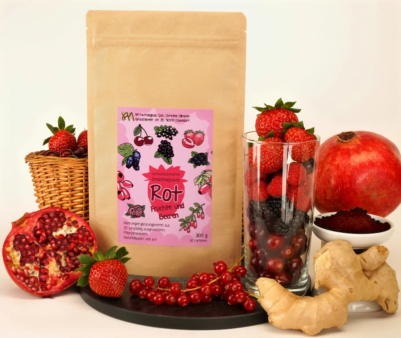 Bild zu uploads/beeren_smoothie_rot_zum_kaufen_produktbild_mit_zutaten.webp