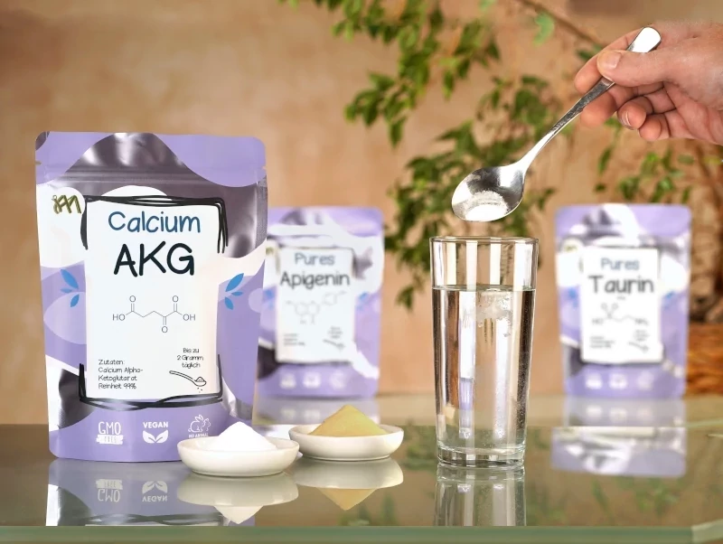 Unser erstes Pflanzenpulver-Produkt: Grün Grün für Smoothies und Getränke